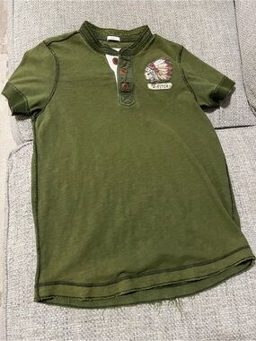 Abercrombie & Fitch Olive Green Henley Tee with Embroidered Patch
